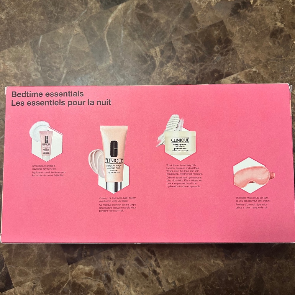 Clinique Bedtime Essentials - Picture 2 of 6